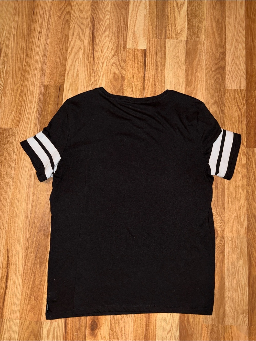 PINK Victoria's Secret Black Tee with Gold Sequin Logo - Picture 3 of 3
